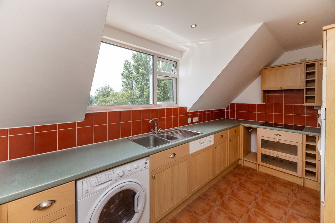 Apartment in Wales 2 - 18236040