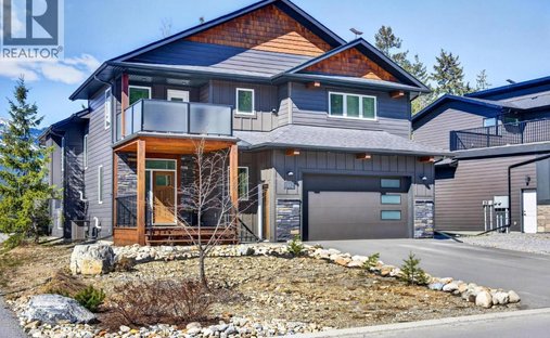 House in Golden, British Columbia, Canada 1