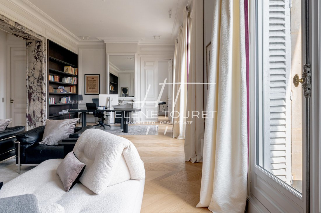 Apartment in Montorgueil-Saint Denis, Paris 2e Arrondissement, Paris 1 - 18236534