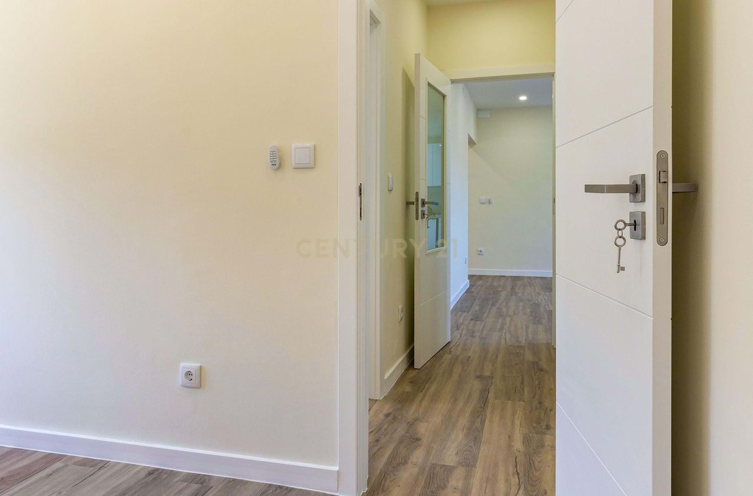 Apartment in Alvalade, Lisbon, Portugal 5 - 18244376