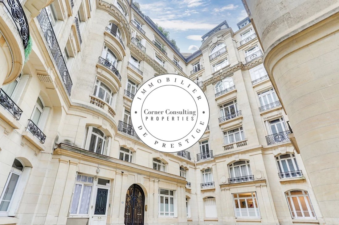 Apartment in La Fourche-Guy Môquet, Paris 17e Arrondissement, Paris 1 - 18237094