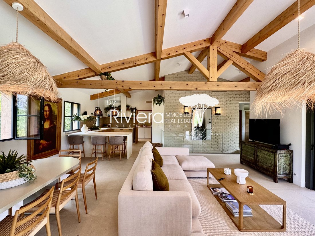 Estate in La Croix-Valmer, Provence-Alpes-Côte d'Azur, France 5 - 17910173