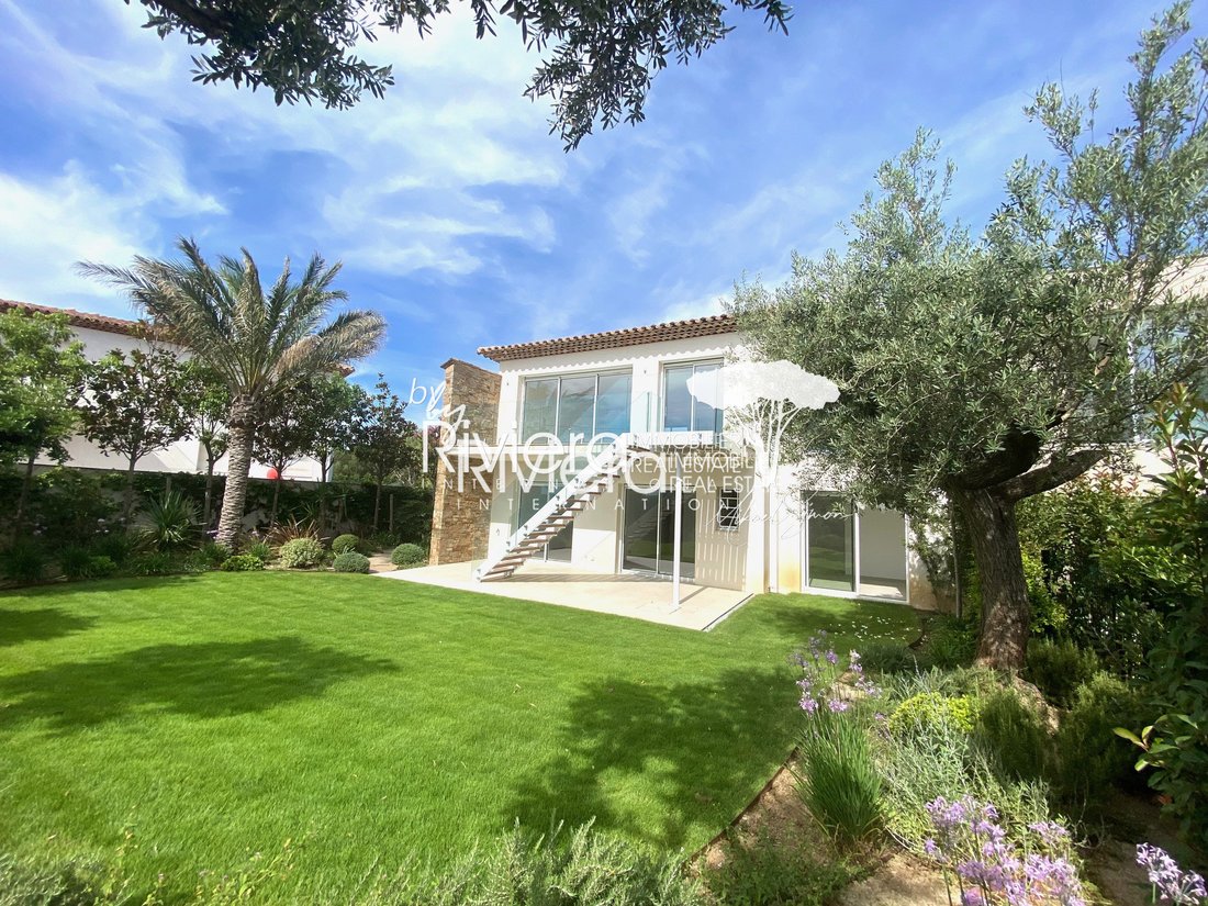 Villa in Nord, Cavalaire-sur-Mer, France 4 - 17023129