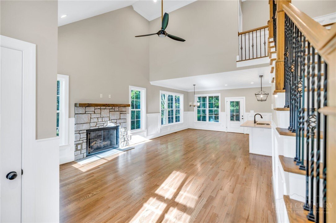 House in Roaring Gap, North Carolina, United States 5 - 18241418