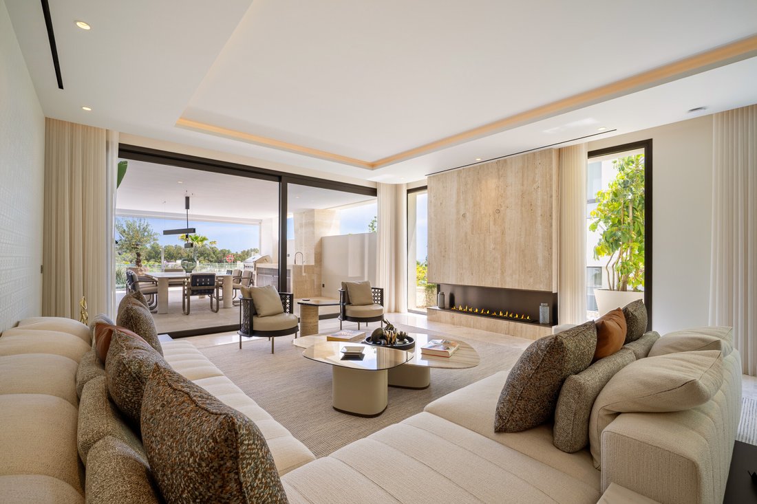 Apartment in Marbella, Andalusia, Spain 1 - 18237793