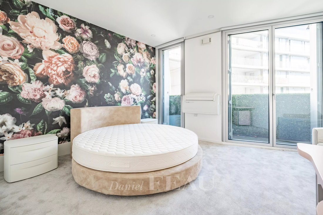 Apartment in Saint Gervais, Paris 4e Arrondissement, Paris 1 - 18239223