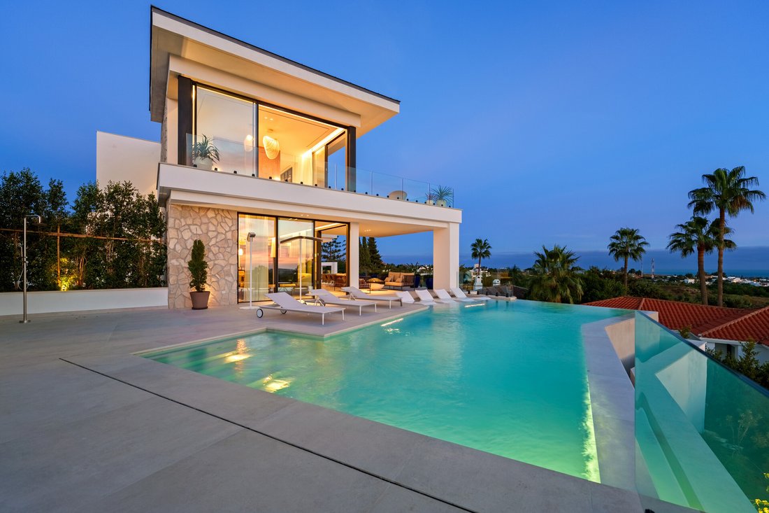 Villa in La Quinta, Benahavis, Andalusia 3 - 18237236
