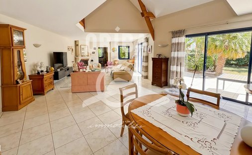 Haus in Saint-Lyphard, Pays de la Loire, Frankreich 1