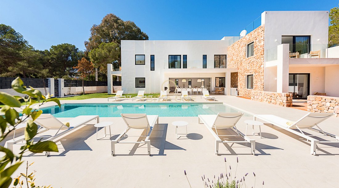 Villa in Santa Eularia des Riu, Balearic Islands, Spain 1 - 17531125