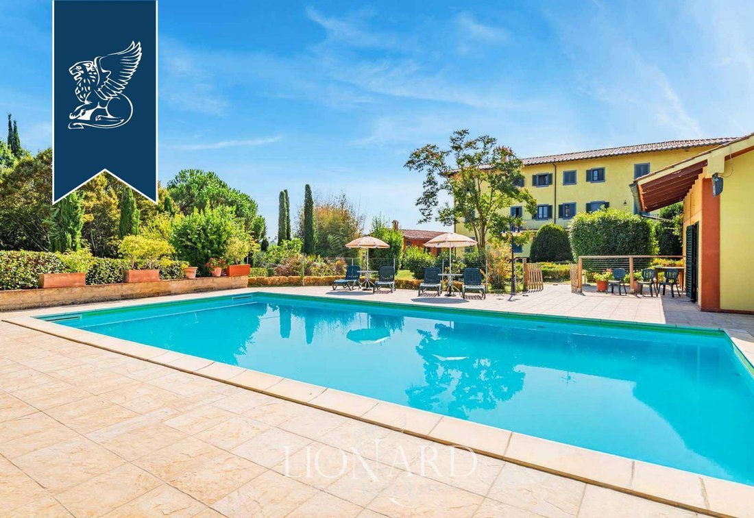 Villa in Fucecchio, Tuscany, Italy 3 - 18245891
