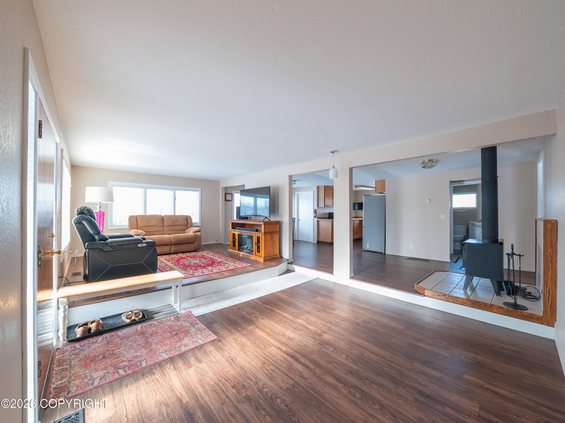 House in Anchorage, Alaska, United States 5 - 18241766