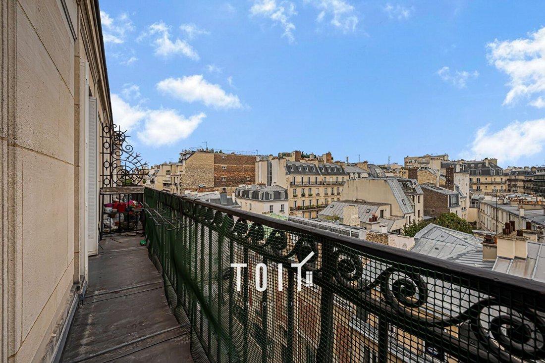 Apartment in Clignancourt-Jules Joffrin, Paris 18e Arrondissement, Paris 2 - 18243368