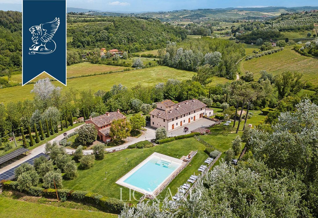 Villa in Castelnuovo d'Elsa, Castelfiorentino, Tuscany 2 - 18245828