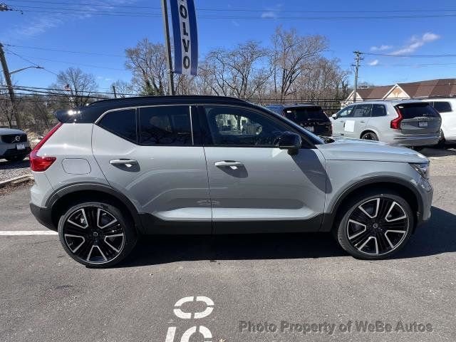 Volvo XC40 in Calverton, NY, United States 3 - 18237042