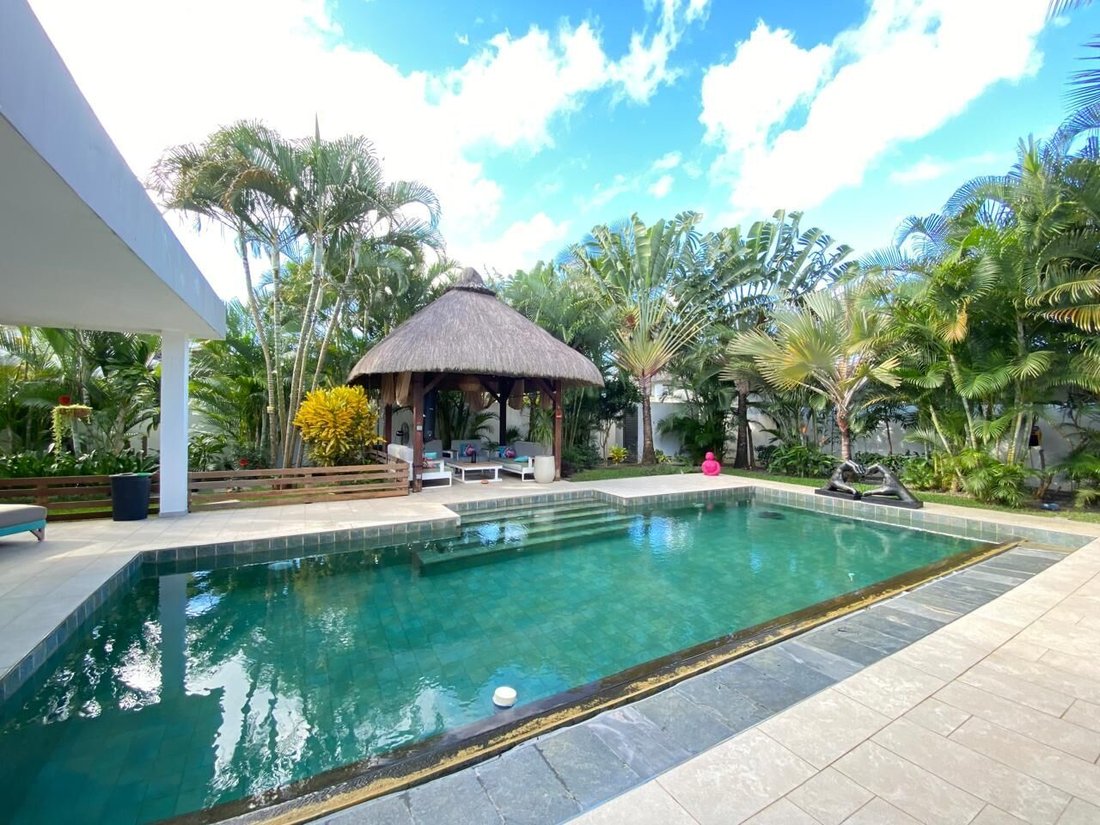 Villa in Grand Baie, Rivière du Rempart District, Mauritius 3 - 18237363