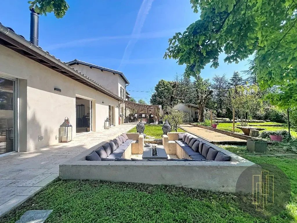 House in Marcilly-d'Azergues, Auvergne-Rhône-Alpes, France 2 - 17856150