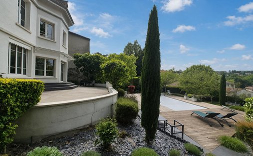 Villa in Bellevue-Solaure, Saint-Étienne, France 1