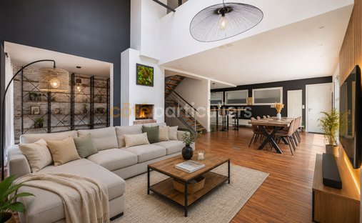 Villa in Nantes, Pays de la Loire, France 1