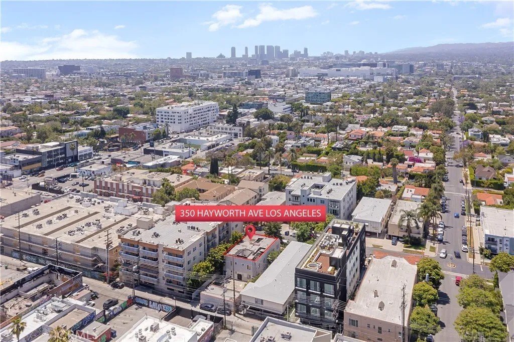 West Hollywood, California, United States 5 - 16570056