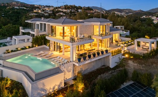 Villa in La Quinta, Benahavis, Andalusia 1