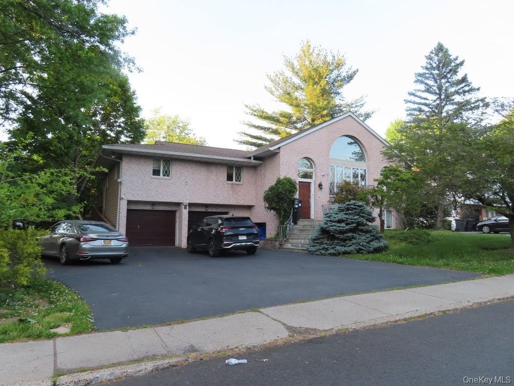 House in Airmont, New York, United States 1 - 18244671