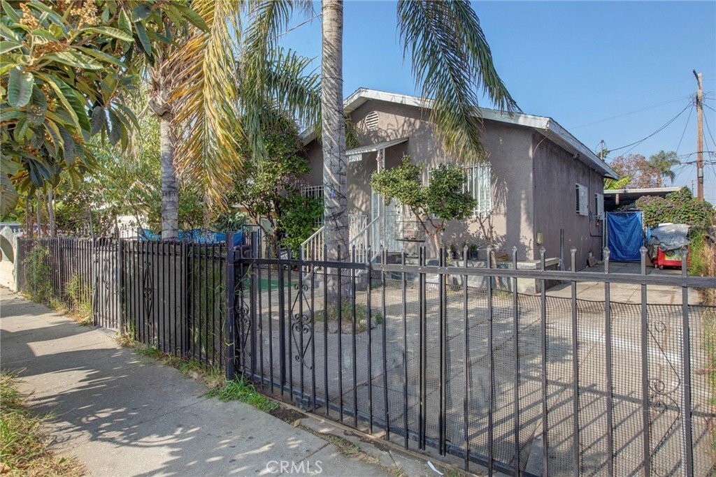 House in Los Angeles, California, United States 1 - 16905727