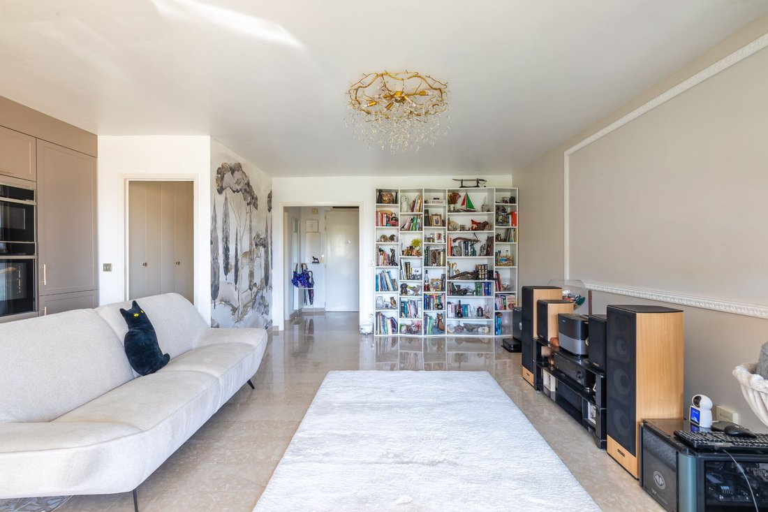 Villa in Le Cottage, Mandelieu-la-Napoule, France 4 - 18142597