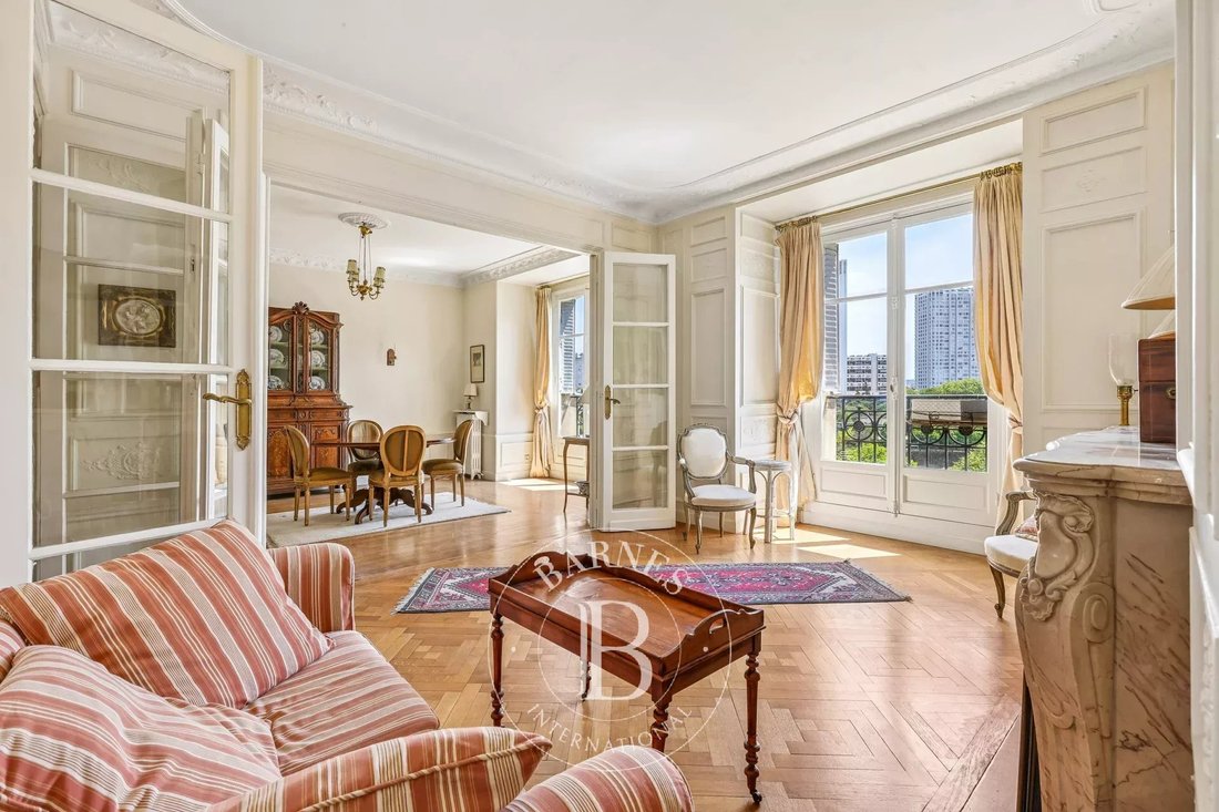 Apartment in Muette Sud, Paris 16e Arrondissement, Paris 1 - 18239080