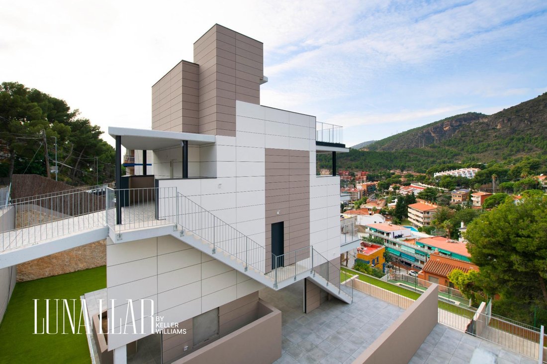 House in Castelldefels, Catalonia, Spain 2 - 18235932