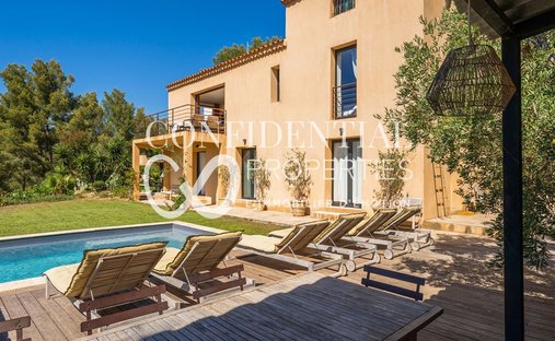 House in Petite Couronne, Cassis, France 1