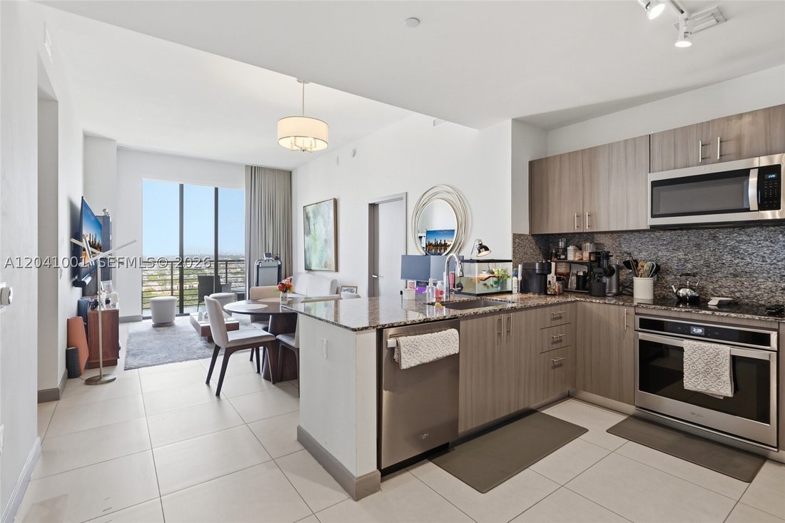 Condo in Miami Springs, Florida, United States 1 - 18241496