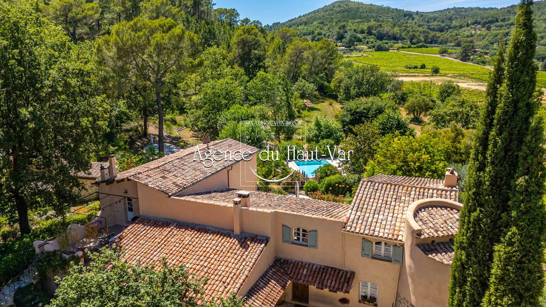 Villa in Figanières, Provence-Alpes-Côte d'Azur, France 1 - 18244081