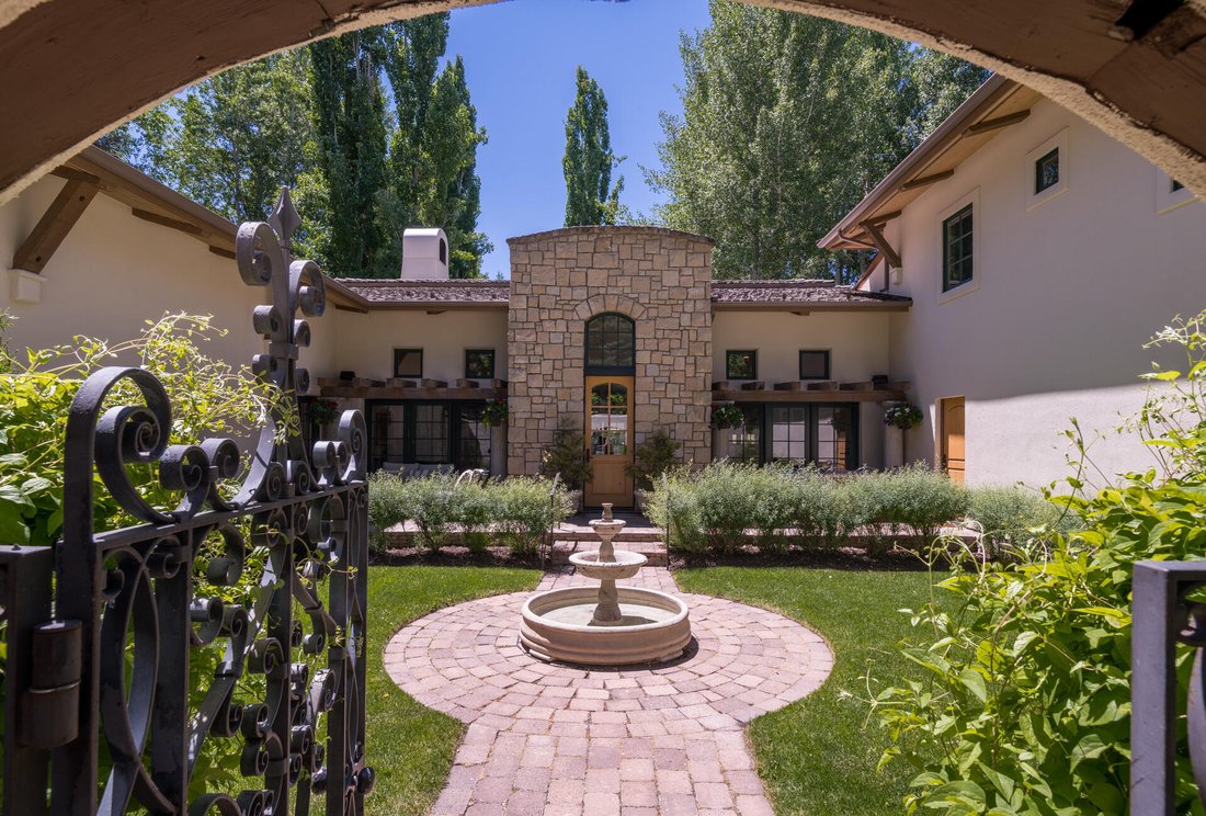 House in Sun Valley, Idaho, United States 2 - 18242448