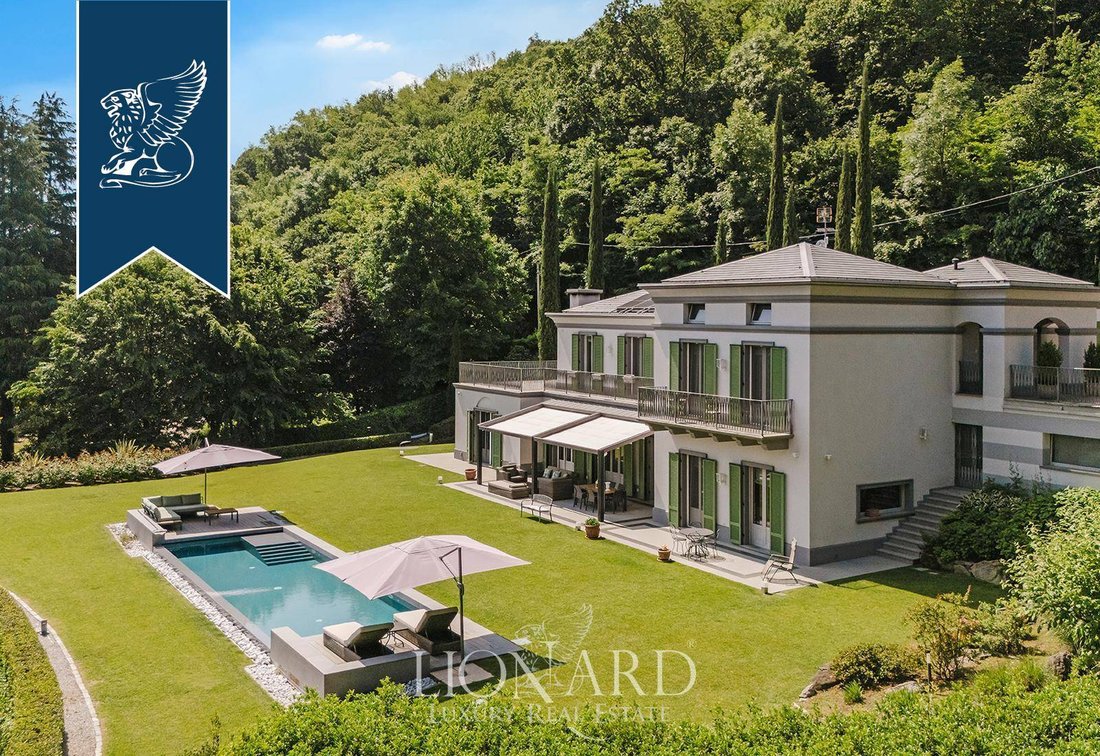 Villa in Galbiate, Lombardy, Italy 4 - 18245866
