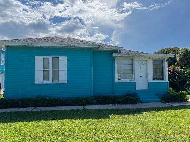 West Palm Beach, Florida, United States 5 - 18241597