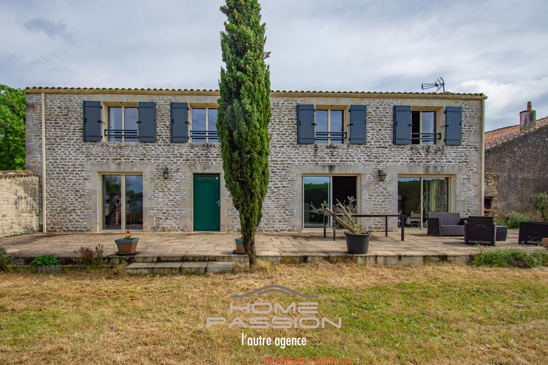 House in Nieulle-sur-Seudre, Nouvelle-Aquitaine, France 1 - 18236997