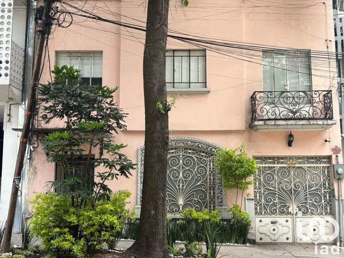 House in Mexico City, Mexico 3 - 18237296