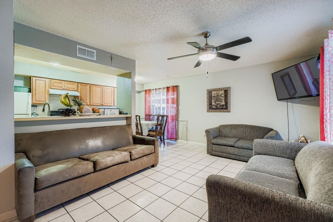 Austin, Texas, United States 2 - 18244062