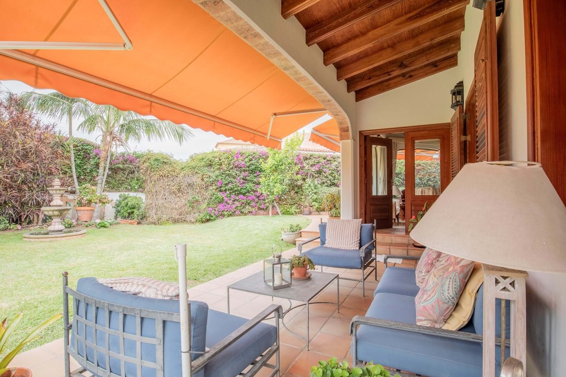 Chalet in Puerto de la Cruz, Canary Islands, Spain 1 - 18240634