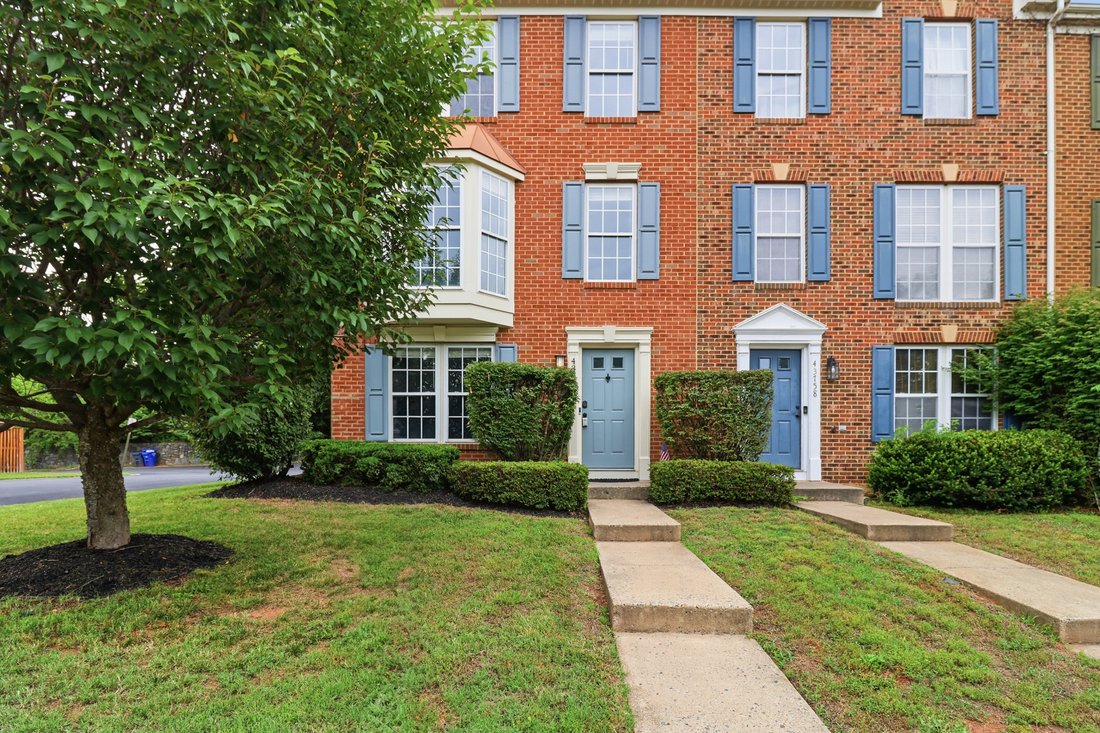 Townhouse in Ashburn, Virginia, United States 3 - 18238513