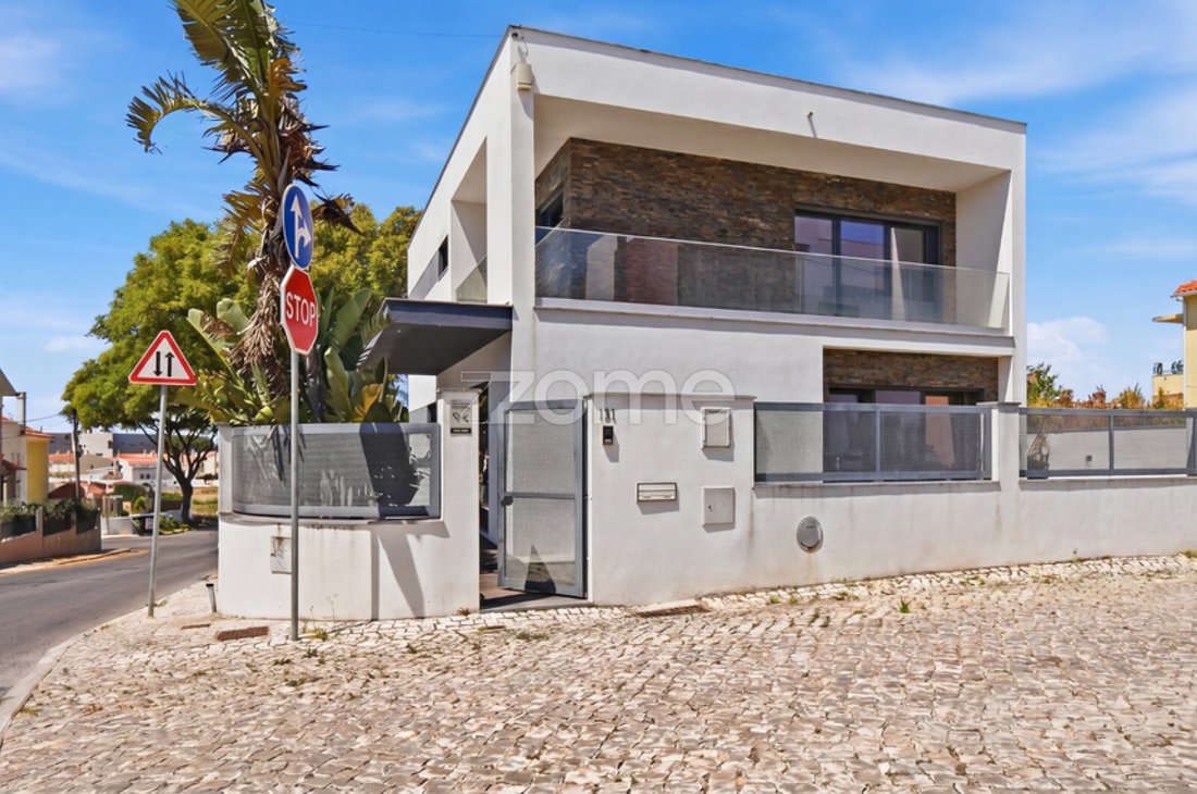 House in Sao Domingos de Rana, Lisbon, Portugal 1 - 18245858
