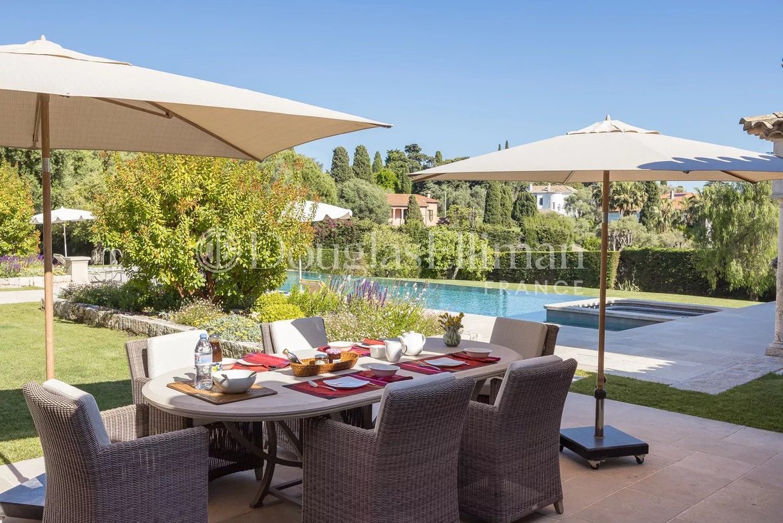 Villa in Antibes, Provence-Alpes-Côte d'Azur, France 5 - 18239446