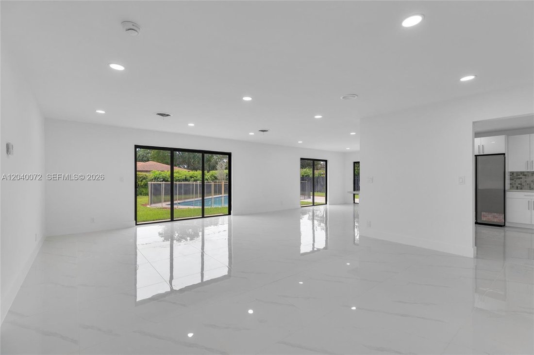 House in Plantation, Florida, United States 3 - 18235679