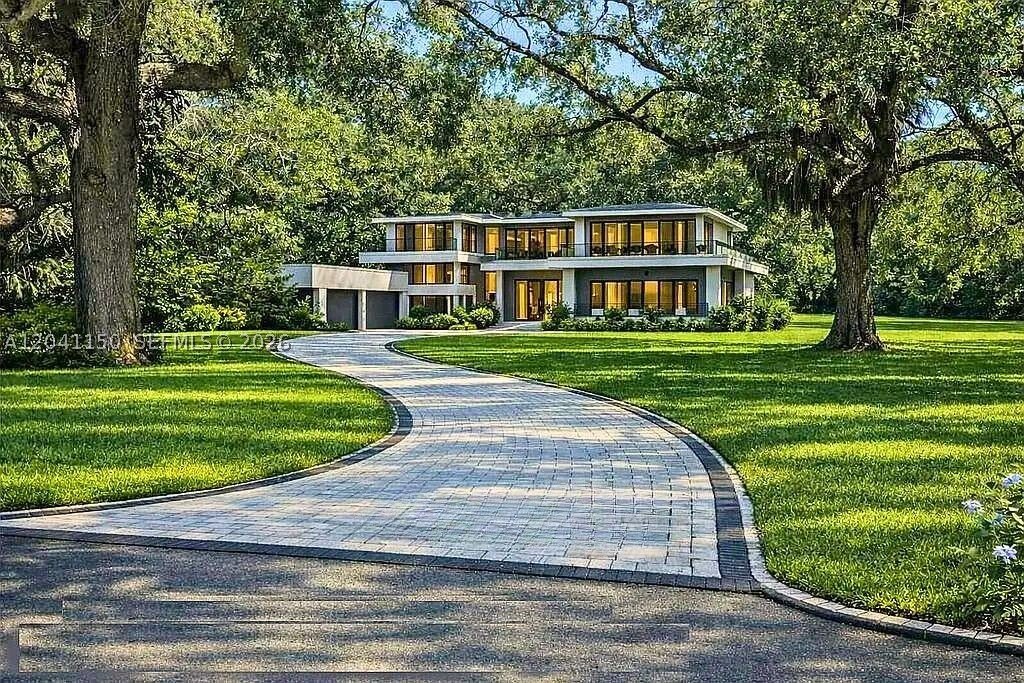 Land in Coral Gables, Florida, United States 2 - 18242489