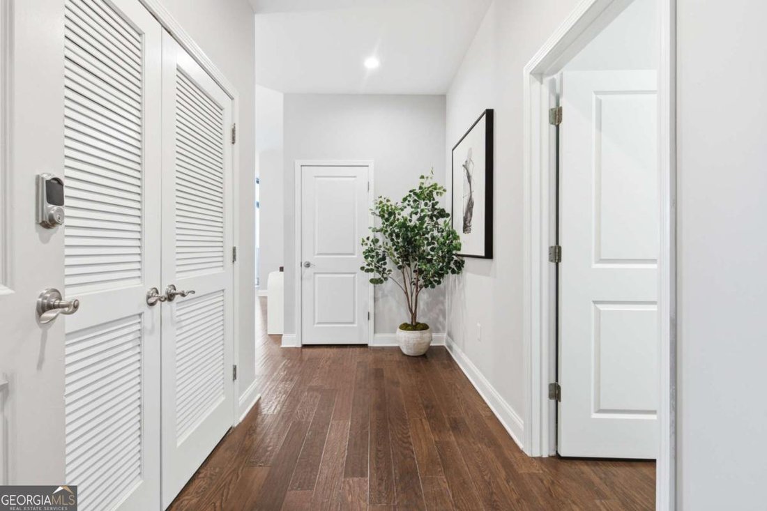 Condo in Atlanta, Georgia, United States 3 - 18238234