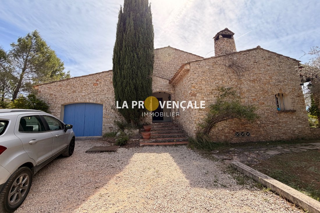 Villa in Châteauneuf-le-Rouge, Provence-Alpes-Côte d'Azur, France 1 - 18237393