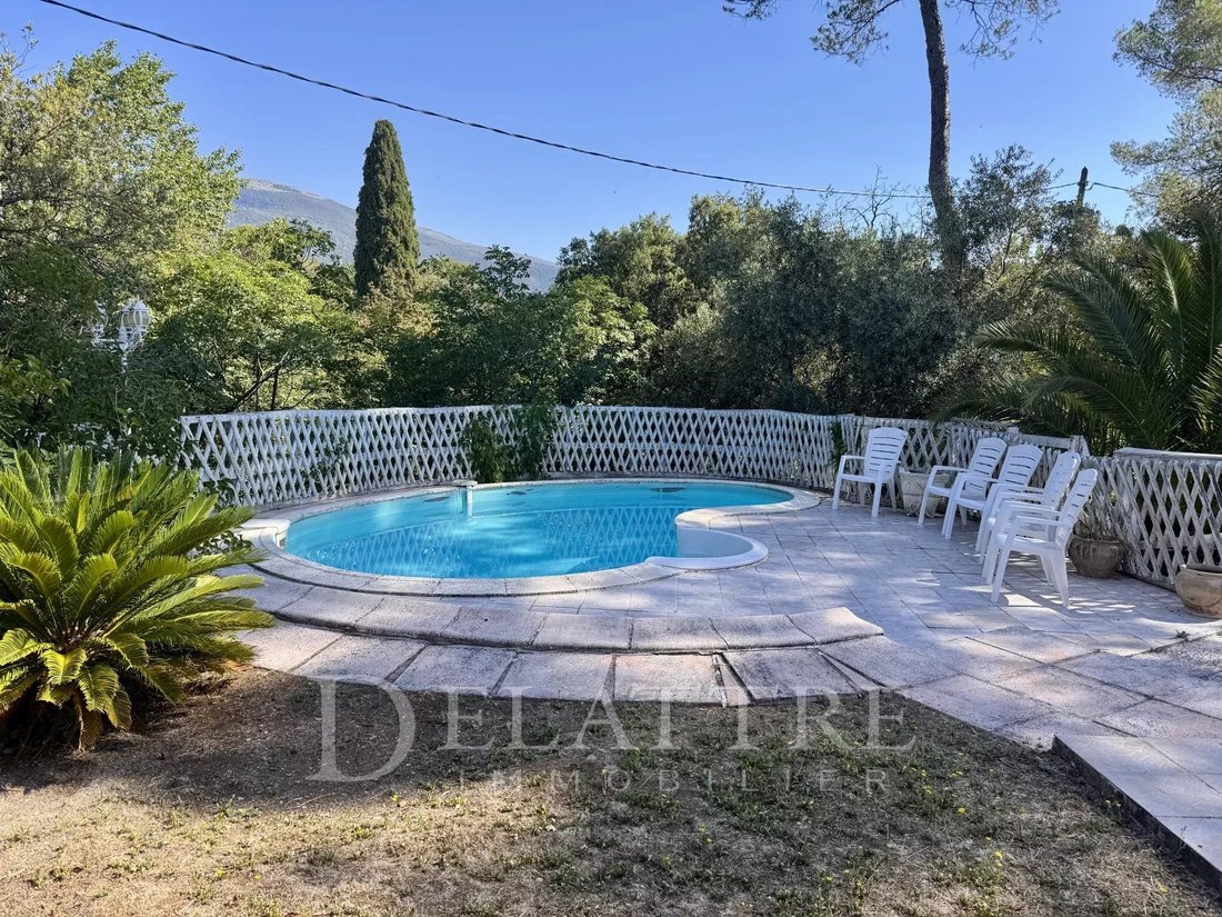 House in Nord, Roquefort-les-Pins, France 4 - 18239333