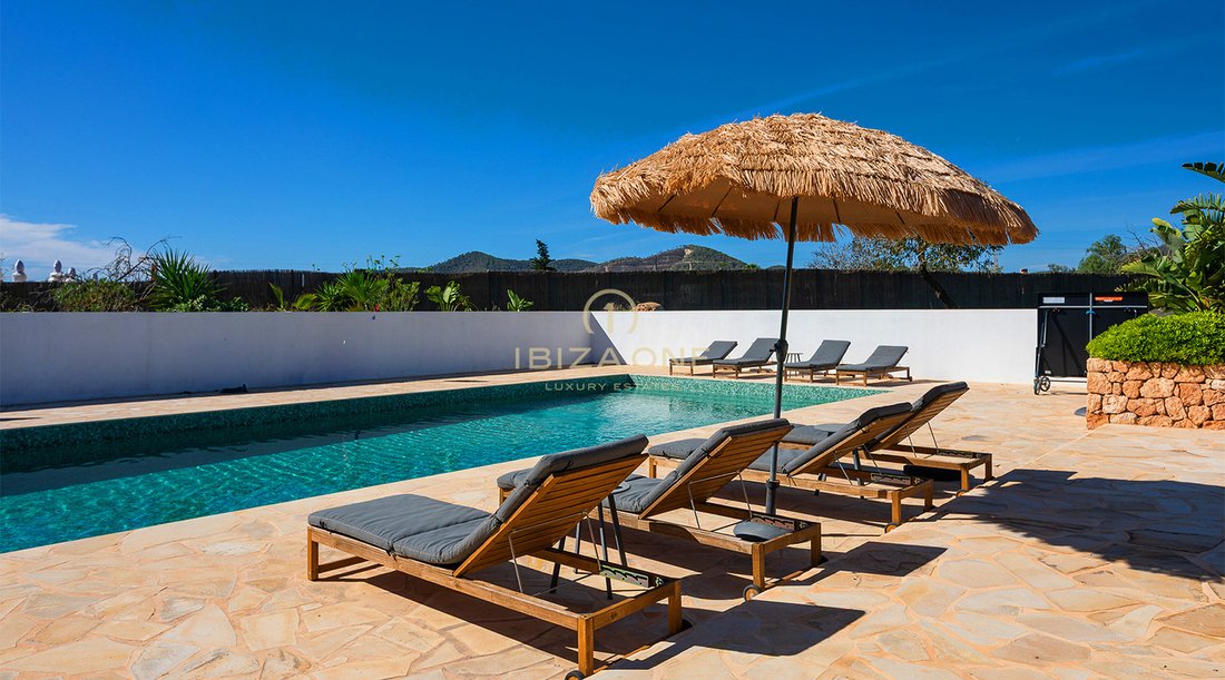 House in Sant Jordi de ses Salines, Sant Josep de sa Talaia, Balearic Islands 2 - 17532492