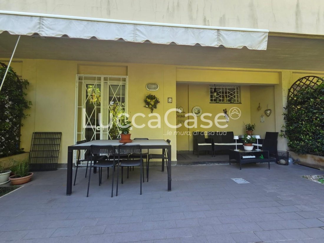 Appartement à Pietrasanta, Toscane, Italie 1 - 18236235