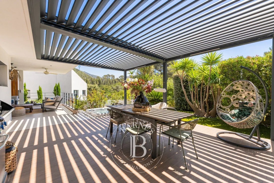 Villa in Est, Gemenos, France 5 - 18239431